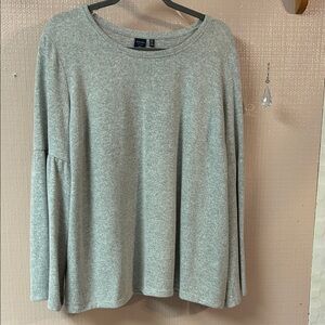 Kaari Blue Heather Gray Women's Sweater